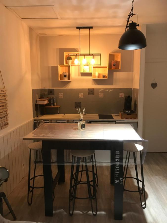 Appartement Avec Garage Centre Historique De Beziers Luaran gambar
