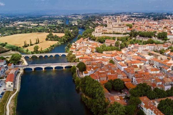 Appartement Avec Garage Centre Historique De Beziers Luaran gambar